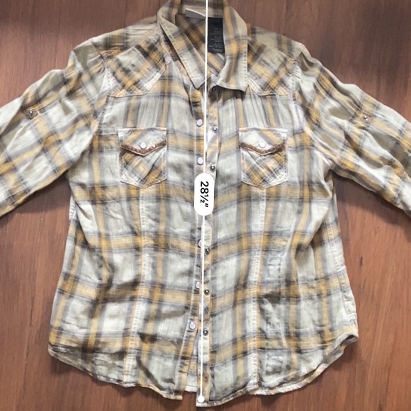 Harley Davidson women’s button up shirt - Picture 7 of 8